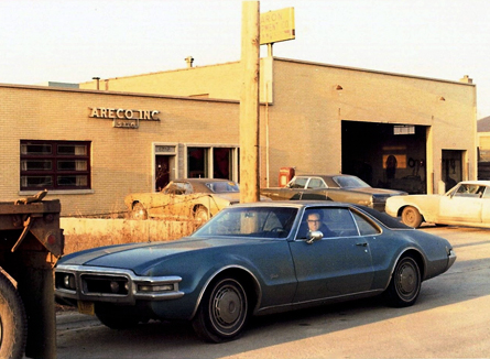 Aaron Equipment - 9370 Byron Street